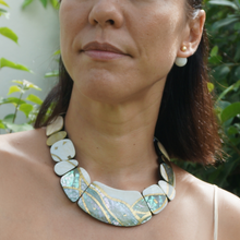 Load image into Gallery viewer, Eska Collier Necklace