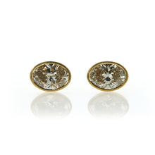 Load image into Gallery viewer, Api Sparkle Oval Studs
