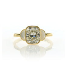 Load image into Gallery viewer, Berdoa Cushion Diamond and MOP Sparkle
