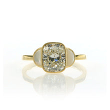 Load image into Gallery viewer, Berdoa Cushion Diamond and MOP Sparkle