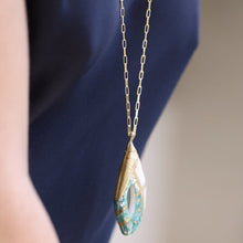 Load image into Gallery viewer, Eska Drop Pendant Necklace