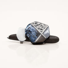 Load image into Gallery viewer, Ikigai Brooch
