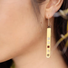 Load image into Gallery viewer, Sisu Block Pendant Earring