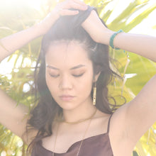 Load image into Gallery viewer, Sisu Block Pendant Earring