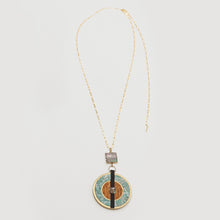 Load image into Gallery viewer, Vida Round Pendant Necklace