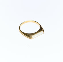 画像をギャラリービューアに読み込む, rectangular slice of Mother of Pearl set into 18k gold plated, recycled silver ring on white background
