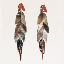 Load image into Gallery viewer, Ajei Feather Swing Earrings

