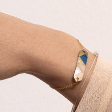 Load image into Gallery viewer, Luna Inlaid Chain Bracelet
